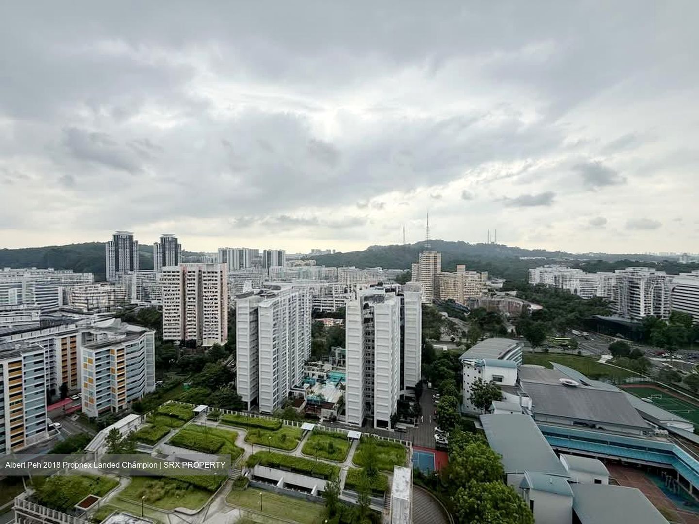 Blk 293C Skypeak @ Bukit Batok (Bukit Batok), HDB 5 Rooms #582925091